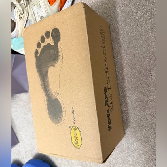 Vibram Pink and Black Women's Sneakers - Picture 8 of 9